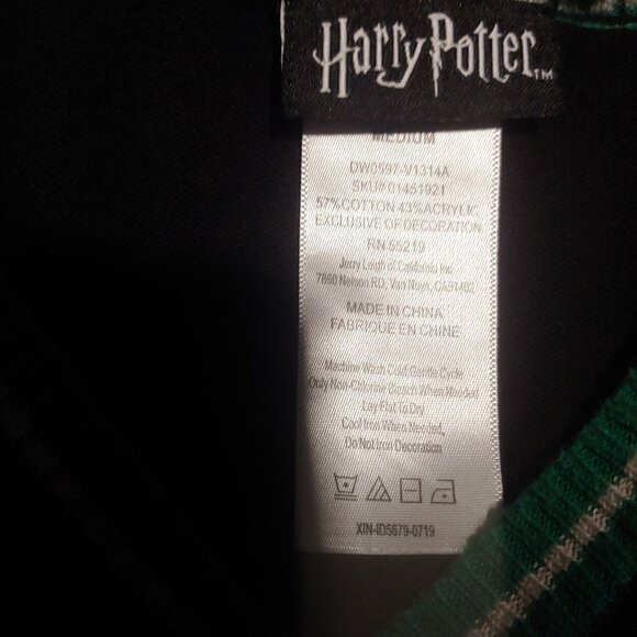 Harry Potter Slytherin Black L-Sleeve Patch Womens V-Neck Pullover M - Picture 8 of 8